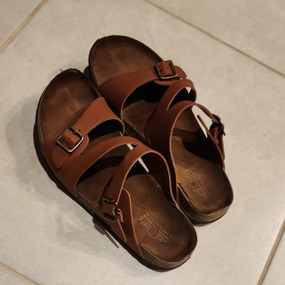 Cliff's By White Mountain Women's Leather Sandals